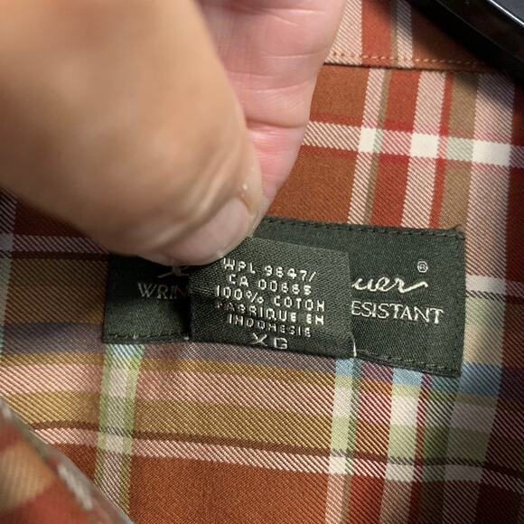 Eddie Bauer Plaid Button Down Size XL - Picture 8 of 12